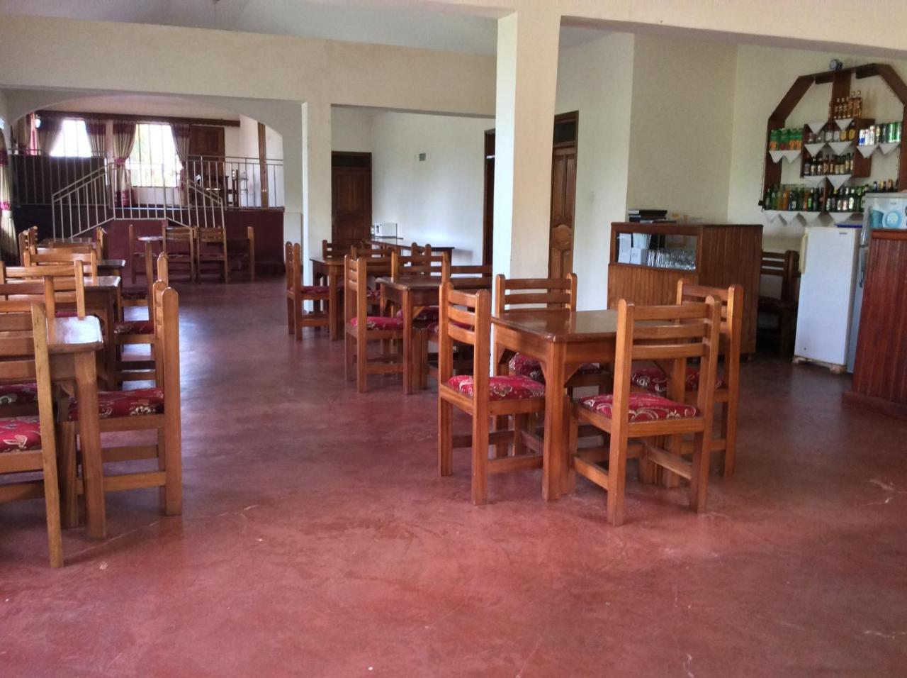 Skyway Hotel Entebbe Bagian luar foto